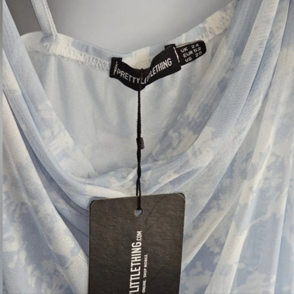 PrettyLittleThing Blue & White Cloud Tie-Dye Sheer Maxi Dress Size 20 NWT - Picture 4 of 4